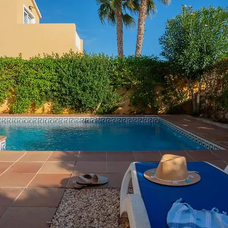 Amarillas Cala Blanca (Menorca)