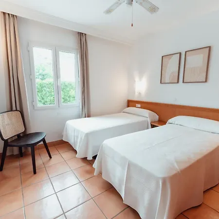 Villa Amarillas Cala Blanca (Menorca)