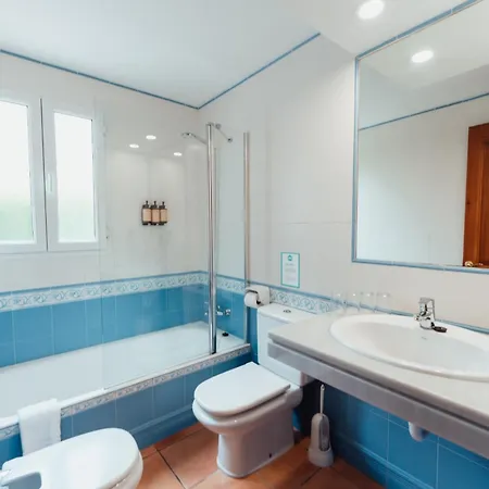 Amarillas Cala Blanca (Menorca)