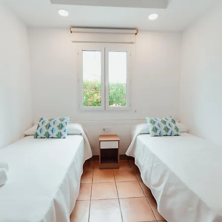 Villa Amarillas Cala Blanca (Menorca)