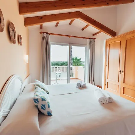 Villa Amarillas Cala Blanca (Menorca)