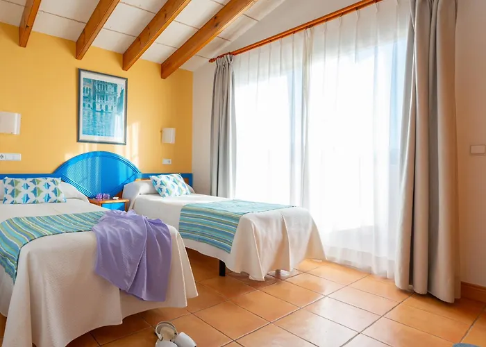 Villa Amarillas By Escape Cala Blanca (Menorca)