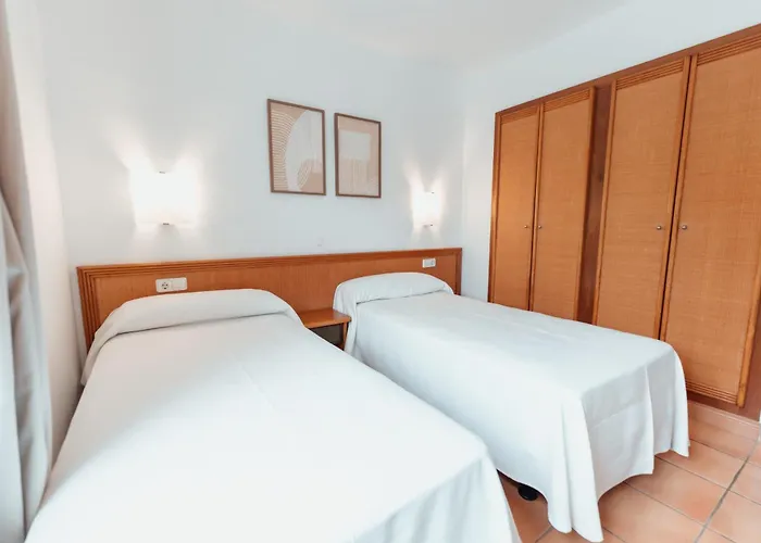 Amarillas By Escape Villa Cala Blanca (Menorca)