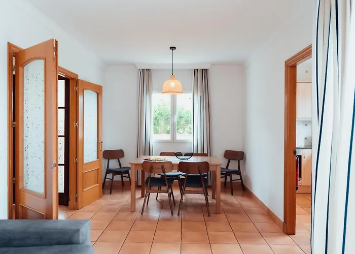 Amarillas By Escape *