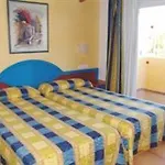 Amarillas By Escape Cala Blanca (Menorca)