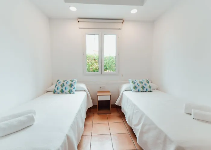 Villa Amarillas Cala Blanca (Menorca)