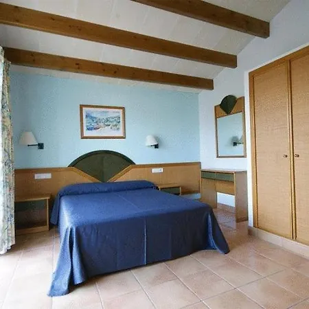 Amarillas Cala Blanca (Menorca)